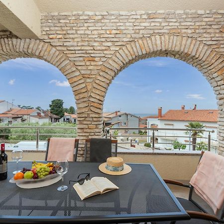 Apartments Marizela Porec Esterno foto