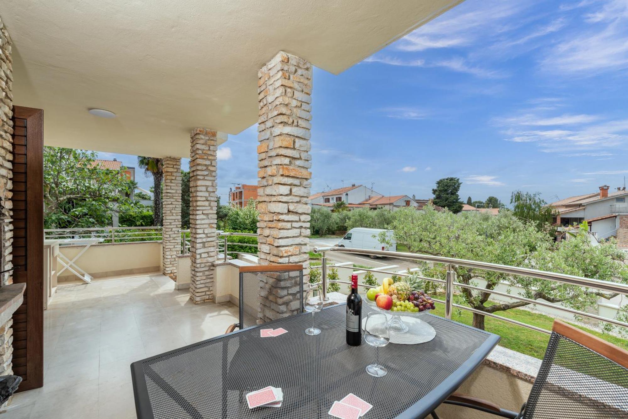 Apartments Marizela Porec Esterno foto