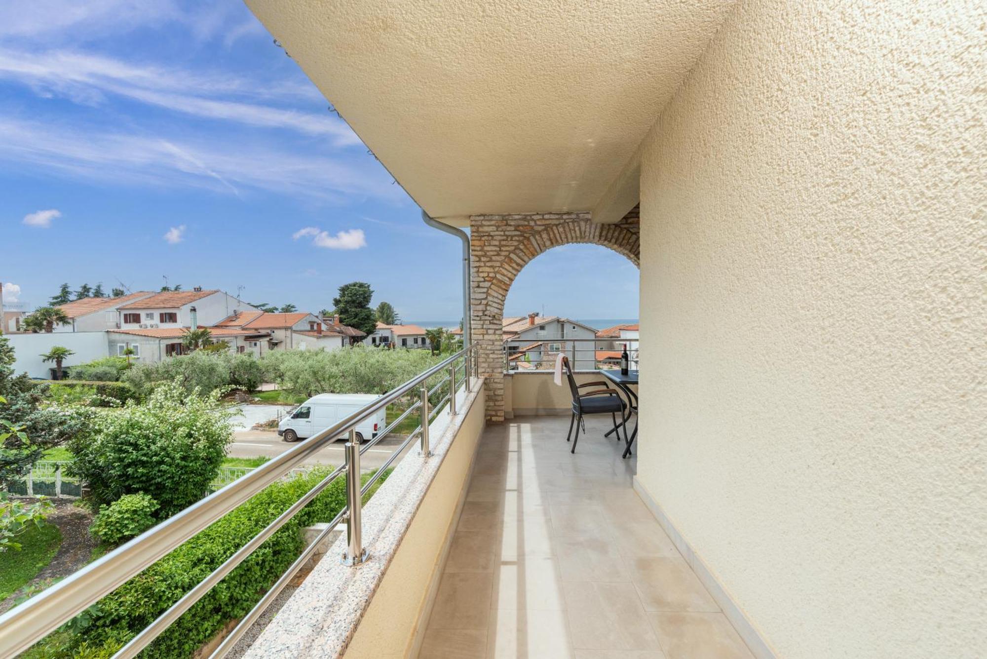 Apartments Marizela Porec Esterno foto
