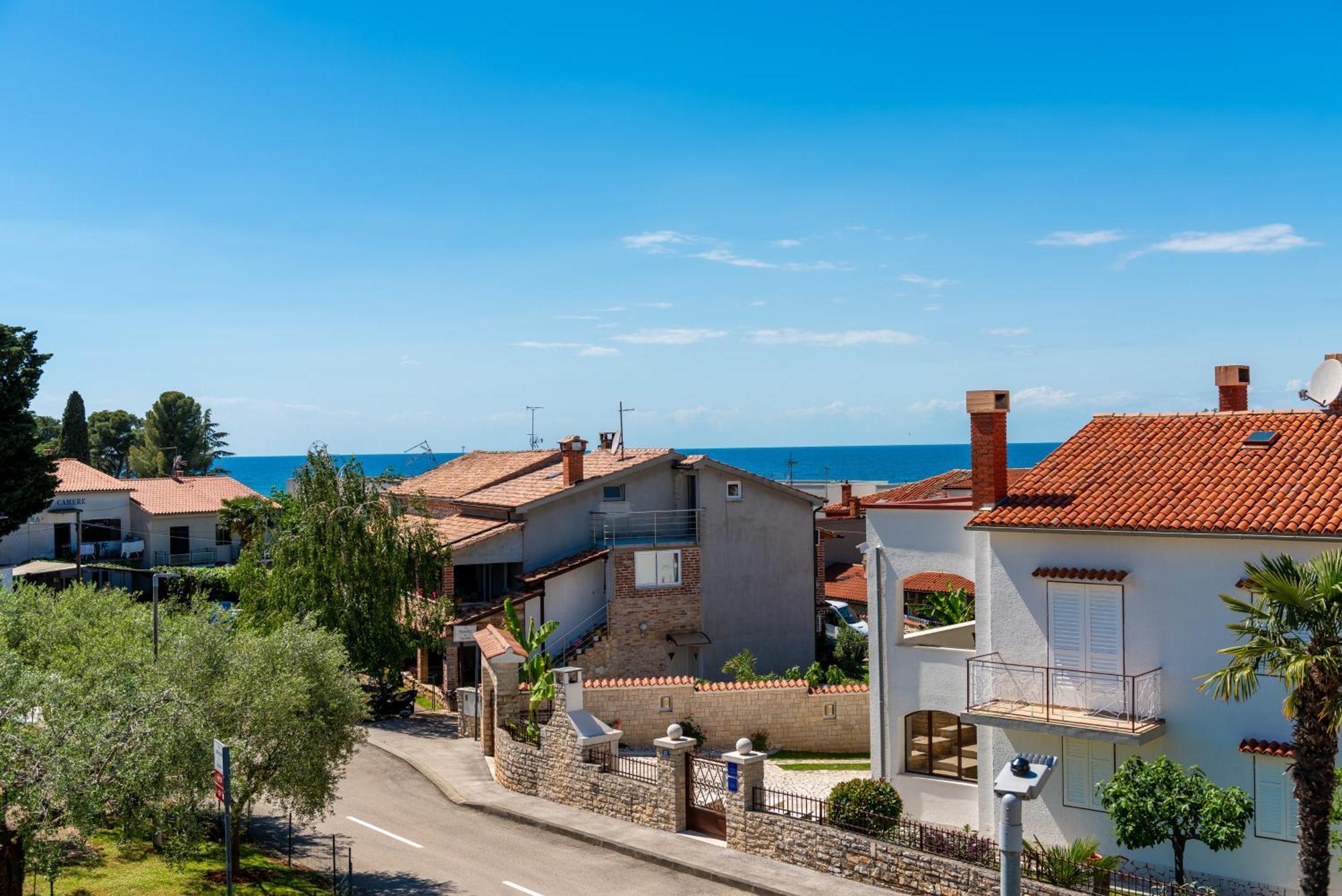 Apartments Marizela Porec Esterno foto