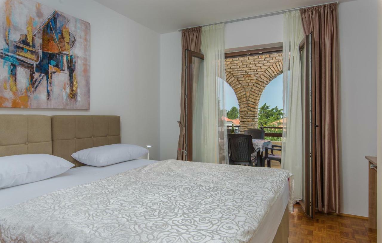 Apartments Marizela Porec Esterno foto